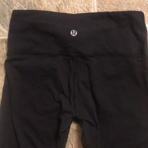 Black Lulu leggings